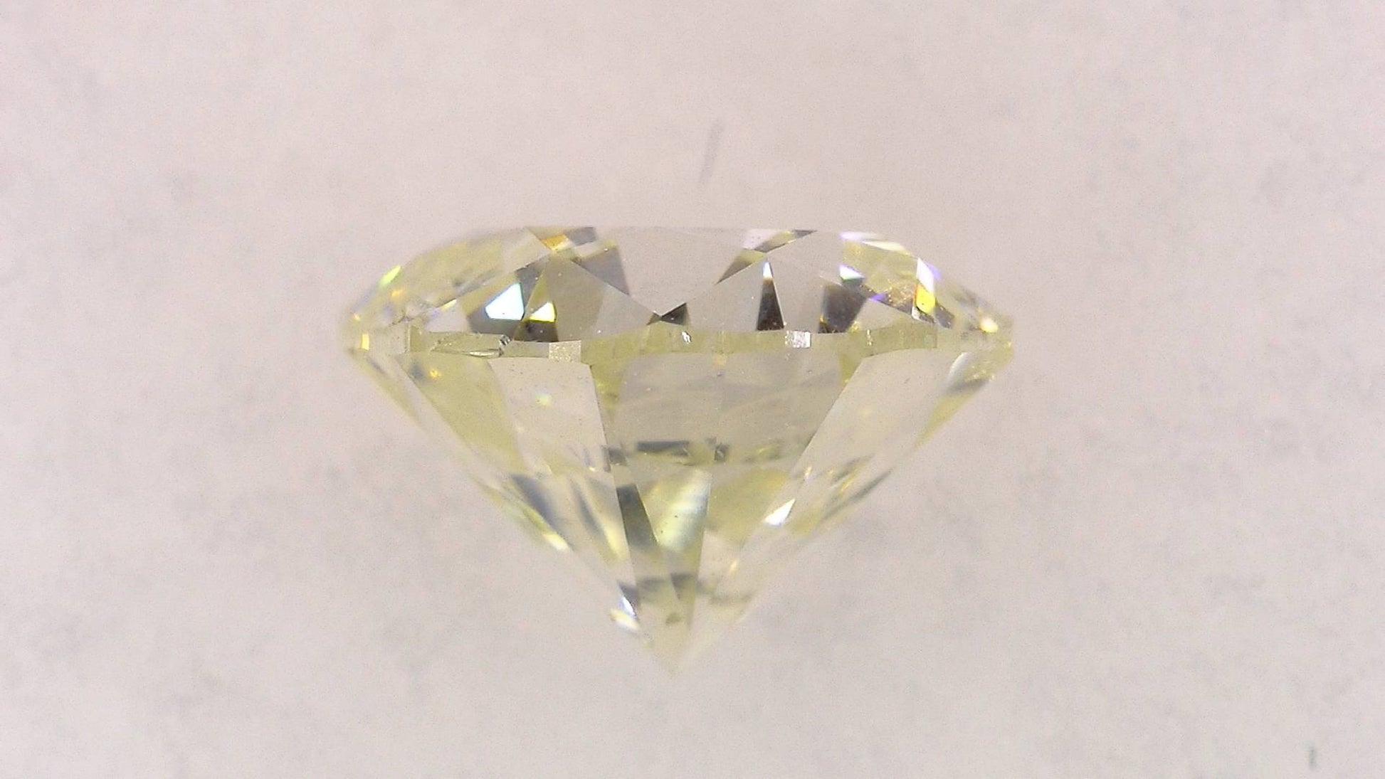 1.042ct L SI-2 FAIR/GD/FR FAINT NATURAL 6.30-6.40X4.15mm Loose Diamond