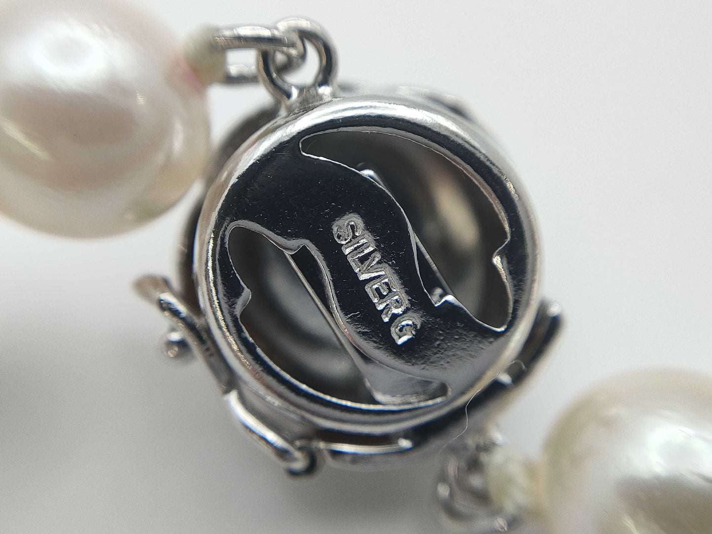 Pearl diameter approximately 7.0mm-7.2mm, Sterling Silver, 31.9g, Necklace 