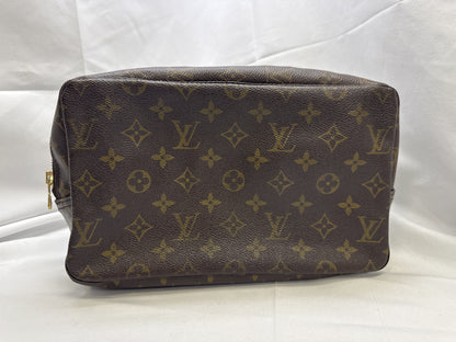 LOUIS VUITTON True Toilet Pouch