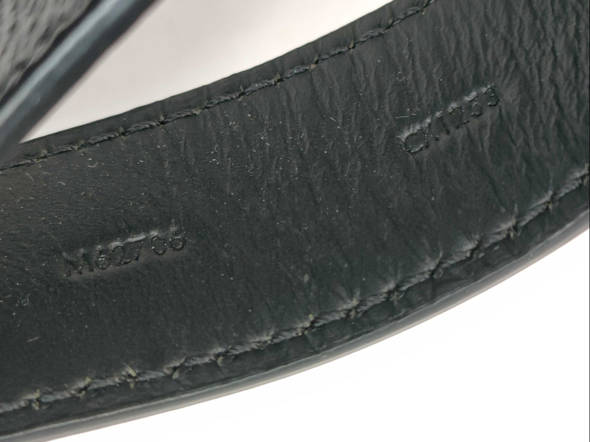 LOUIS VUITTON Damier Graphite Dragonne M62706 Key Case/Key Holder