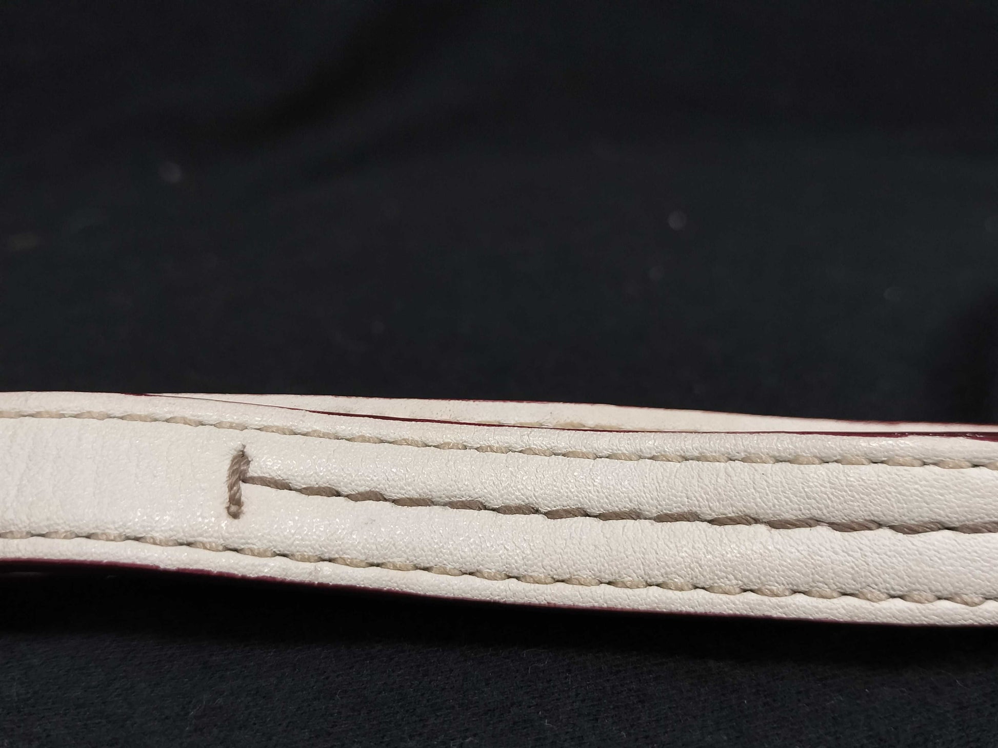 COACH Clutch Bag 12450 Turnlock Leather Off-White Clutch Bag