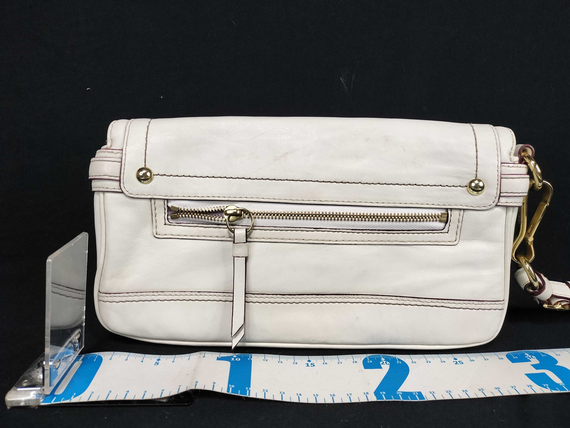 COACH Clutch Bag 12450 Turnlock Leather Off-White Clutch Bag