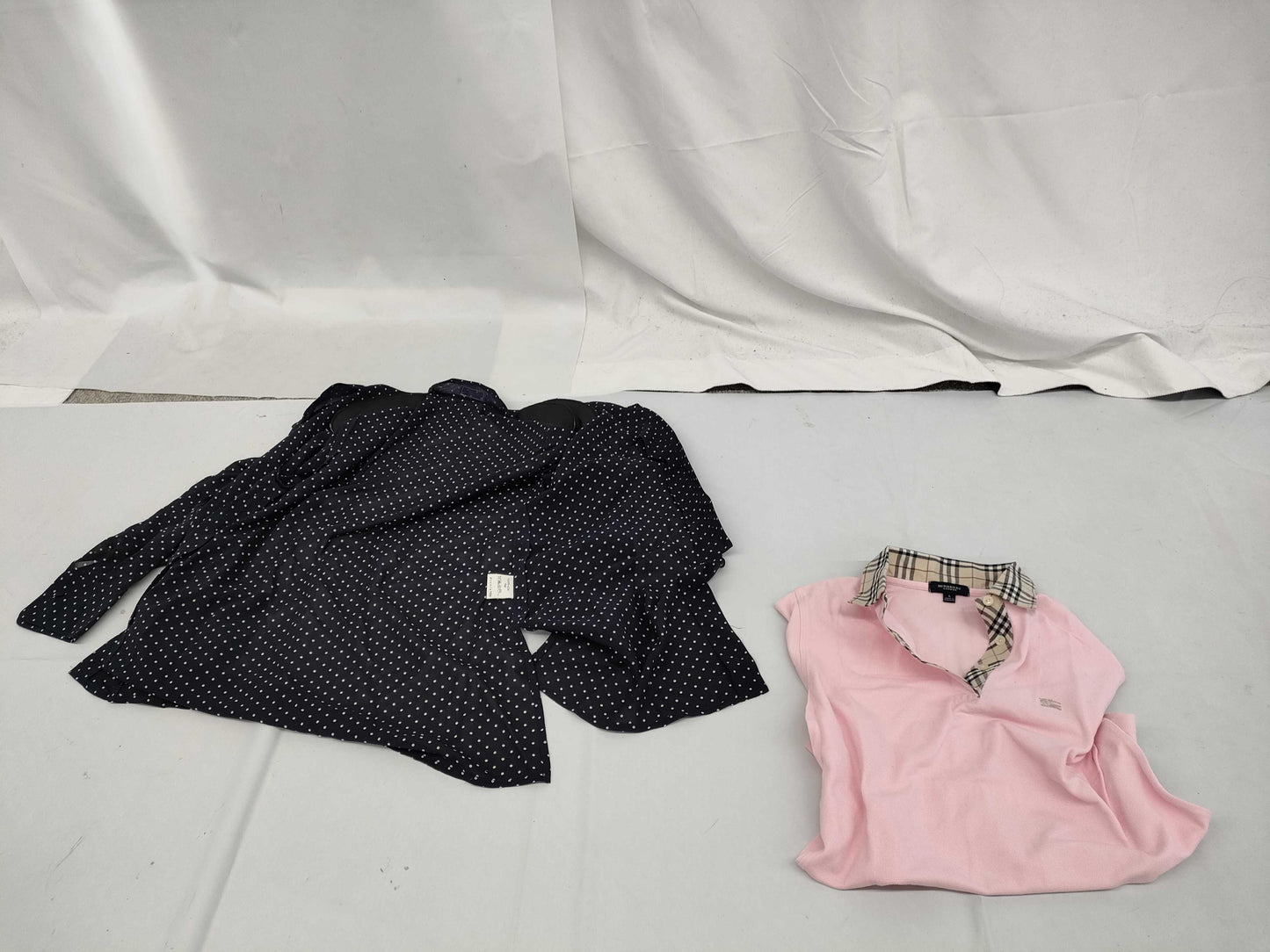 BURBERRY / 4 pieces of clothing / As is Tops