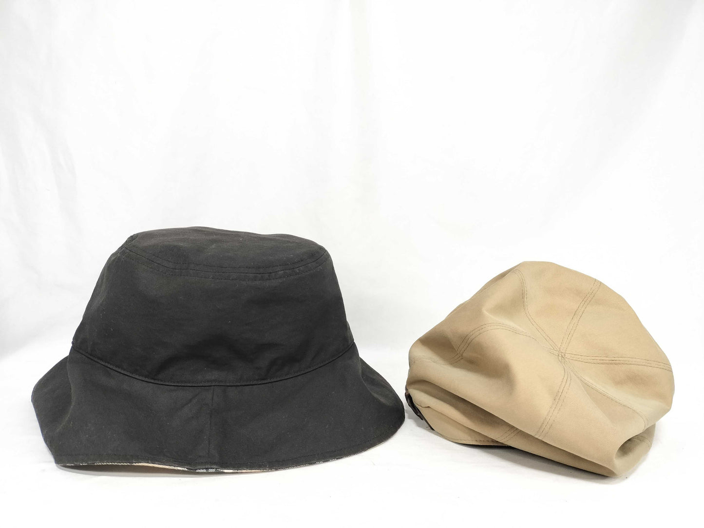 BURBERRY Blue Label Burberry / 2 hats / Current condition Other apparel