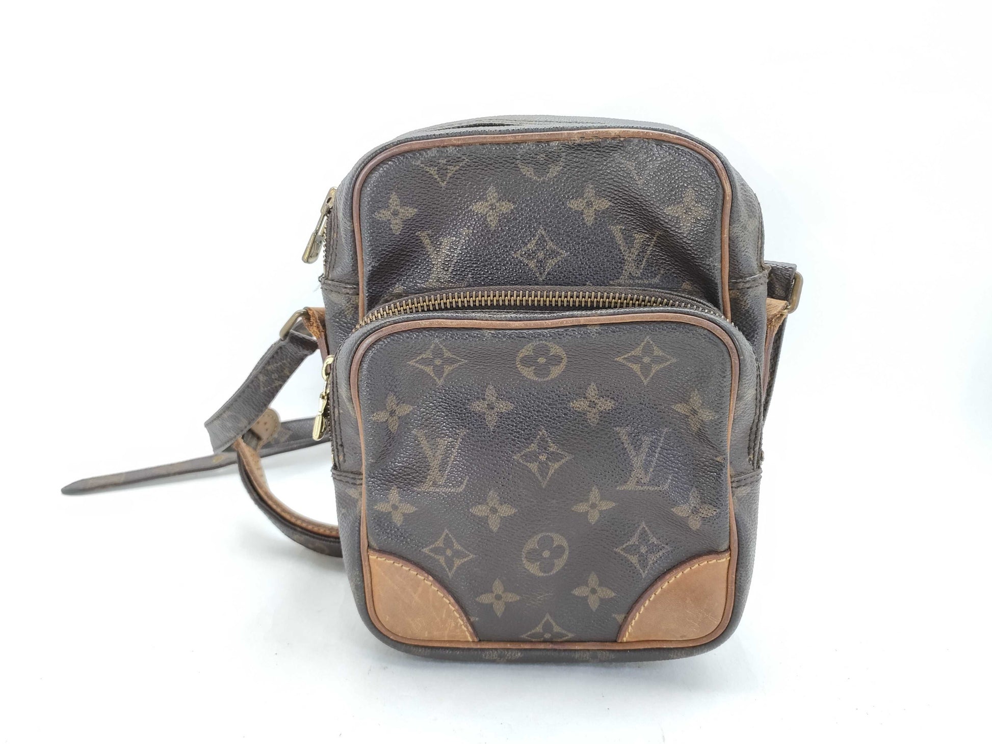 LOUIS VUITTON Monogram LOUIS VUITTON Amazon Monogram Shoulder Bag