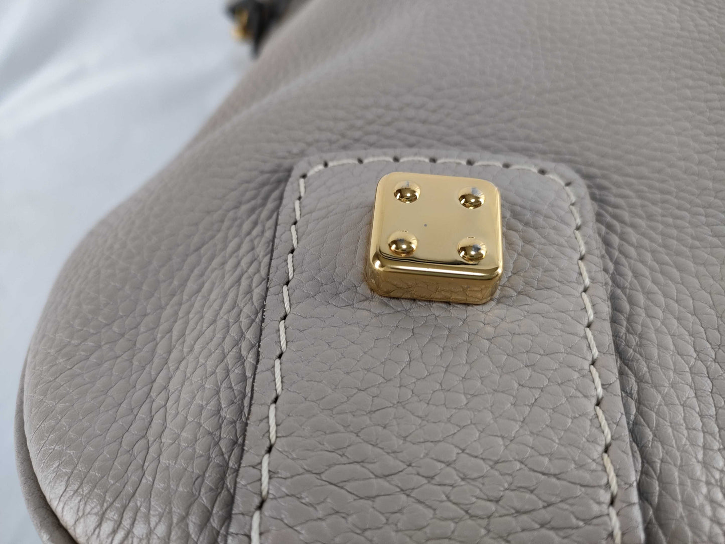 LOEWE LOEWE Shoulder Bag Leather/Beige Shoulder Bag