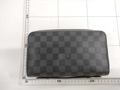 LOUIS VUITTON Damier Zippy Wallet XL Wallet