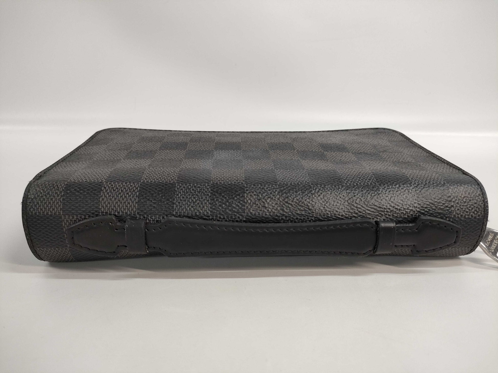 LOUIS VUITTON Damier Zippy Wallet XL Wallet