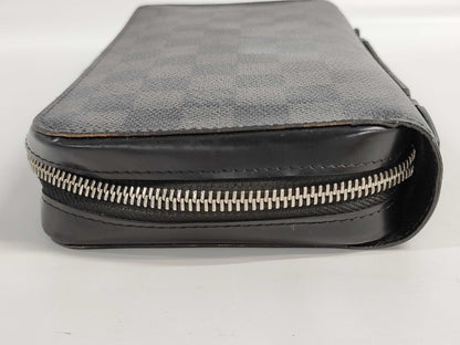 LOUIS VUITTON Damier Zippy Wallet XL Wallet