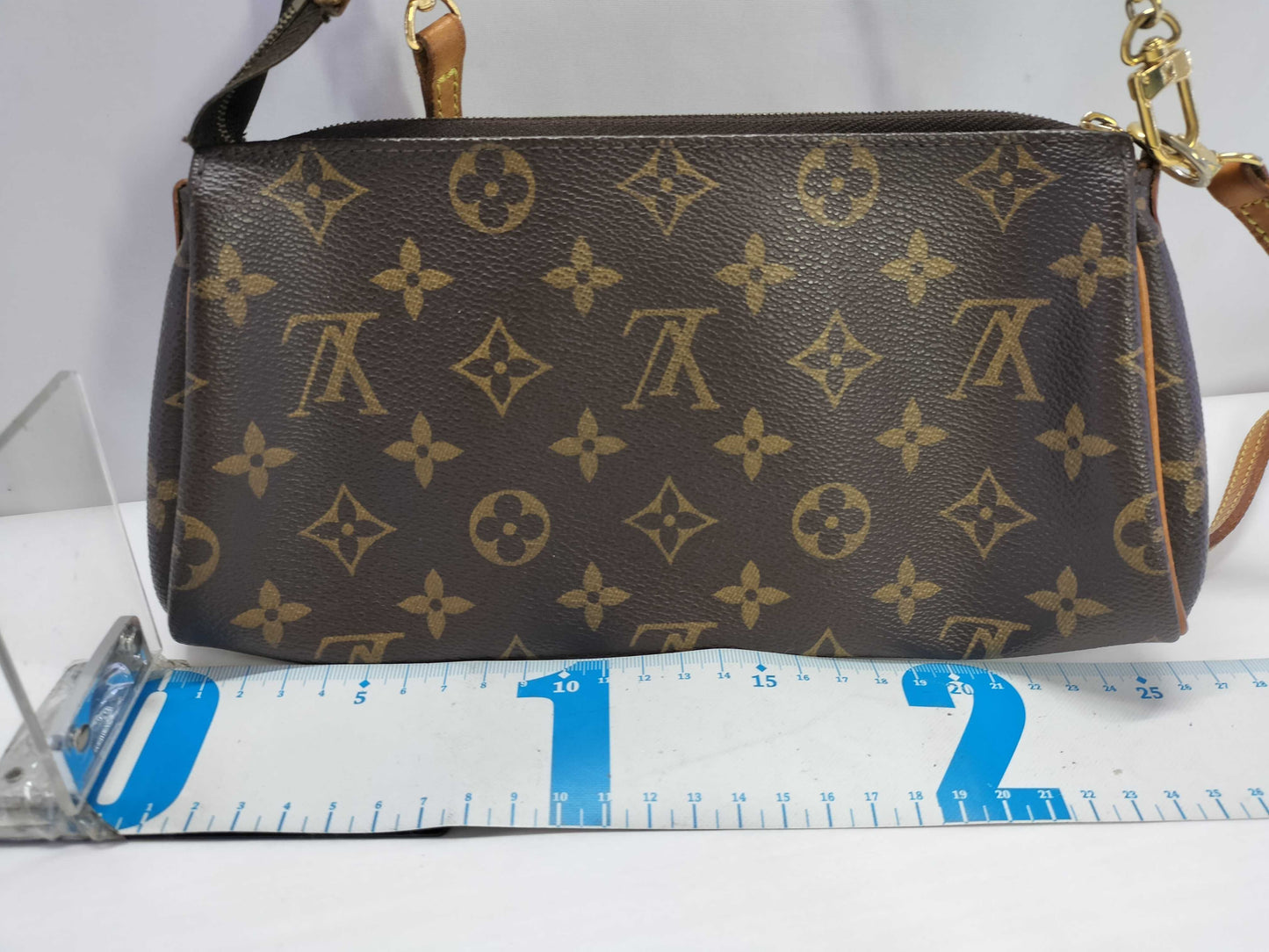 LOUIS VUITTON Monogram Eva Shoulder Bag