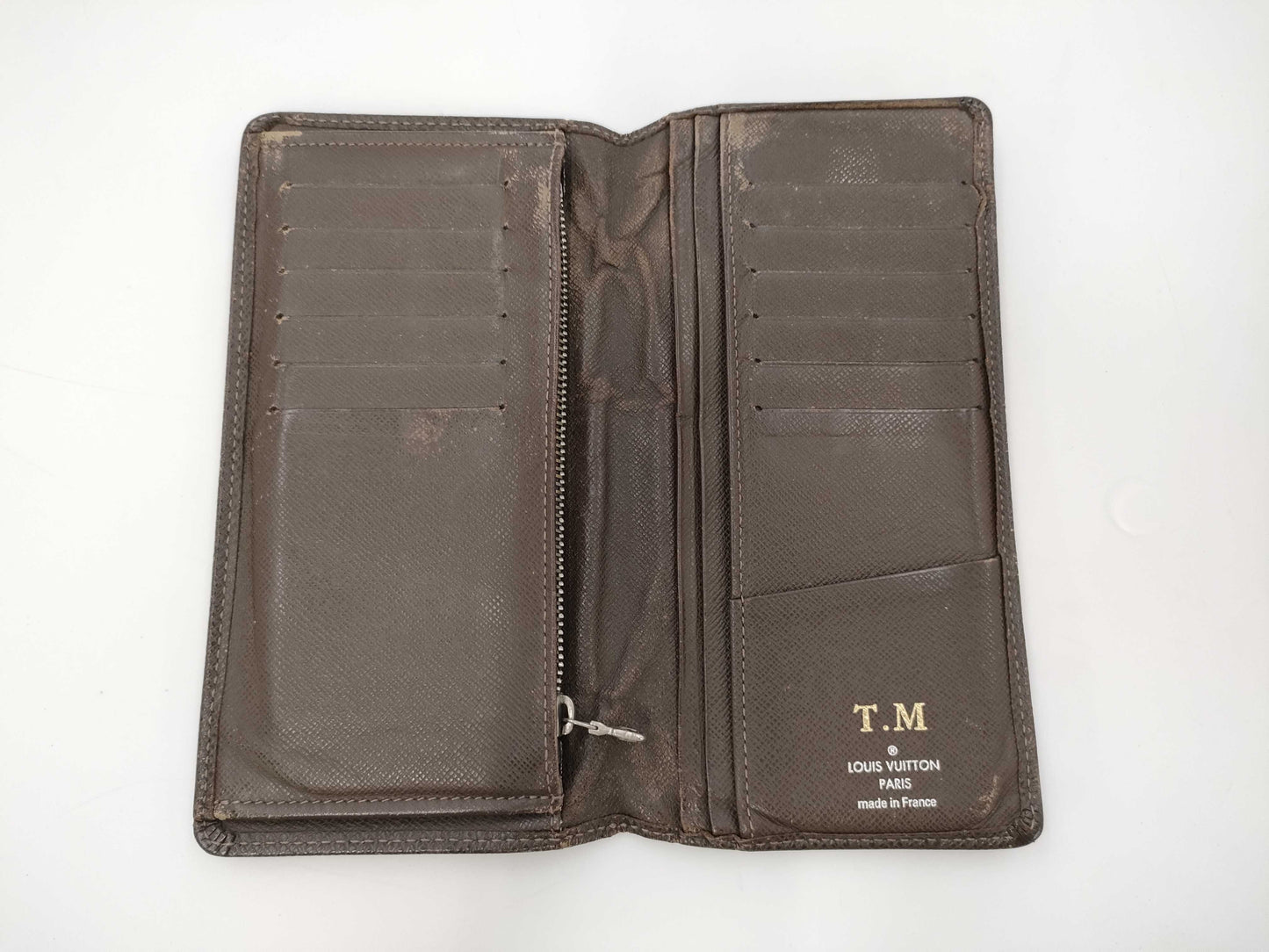 LOUIS VUITTON Brazza Taiga Wallet