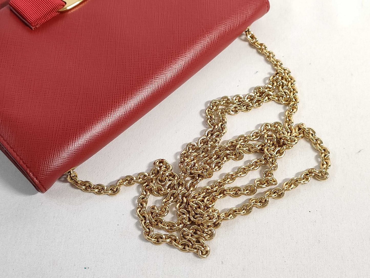 Salvatore Ferragamo Vara Chain Shoulder Bag, Red