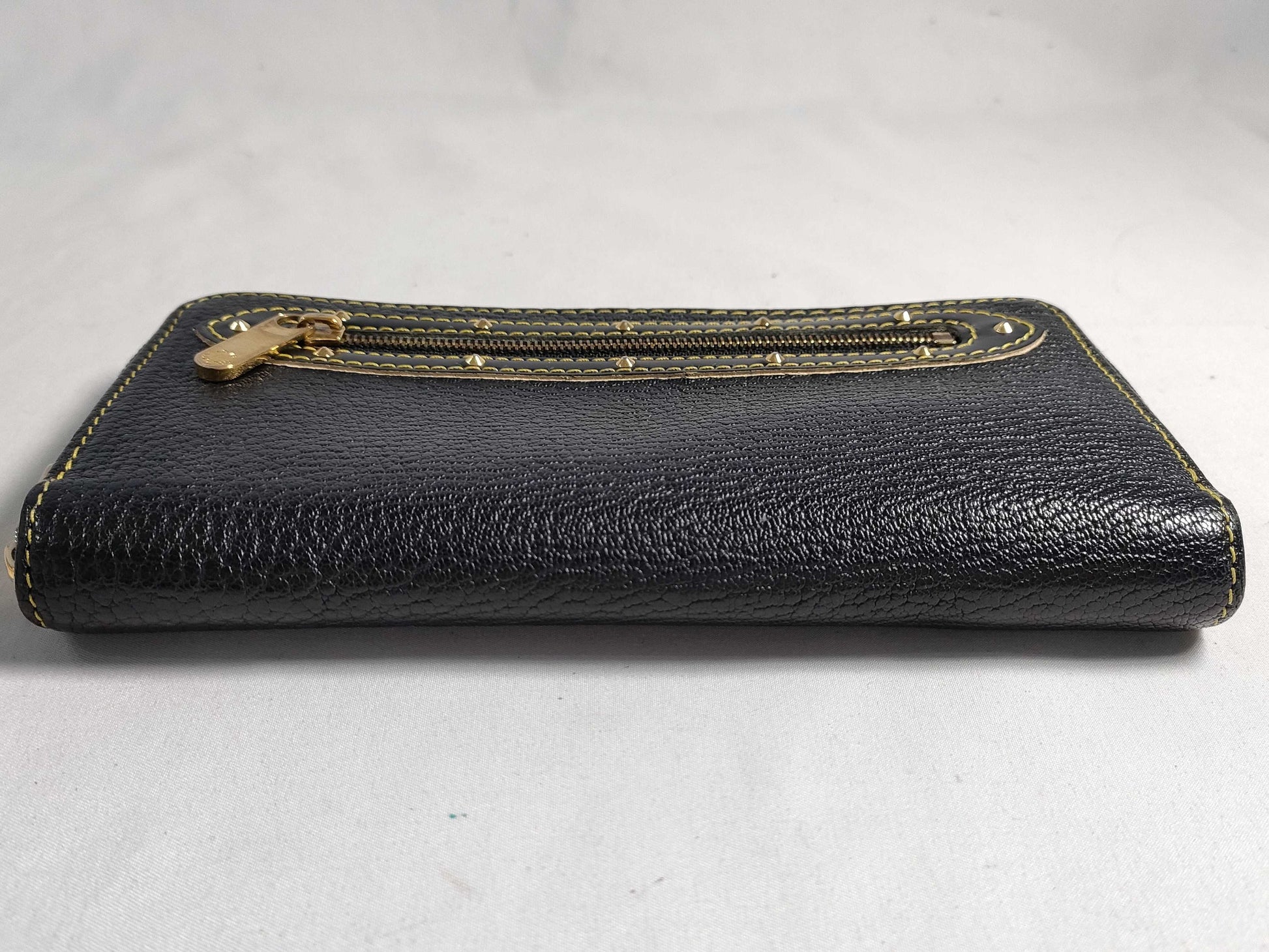 LOUIS VUITTON Suhali Studded Zippy Wallet Long Wallet