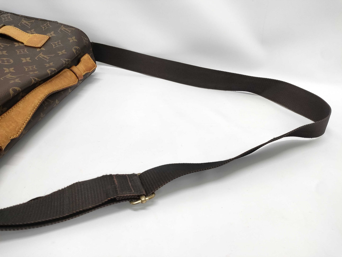 LOUIS VUITTON M50206 Monogram Broadway Messenger Bag