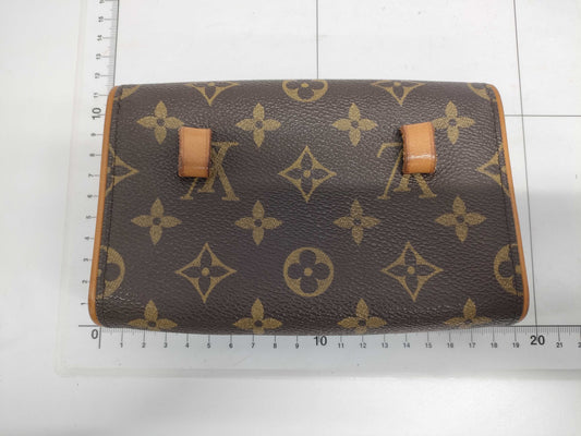 LOUIS VUITTON Monogram Florentine Waist Bag