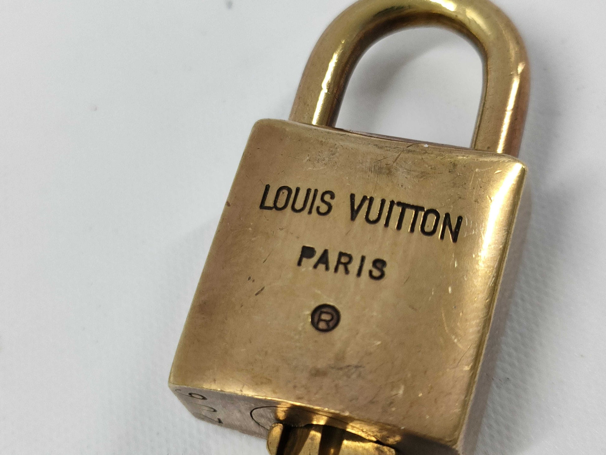LOUIS VUITTON Key Padlock Set of 10 Other Accessories