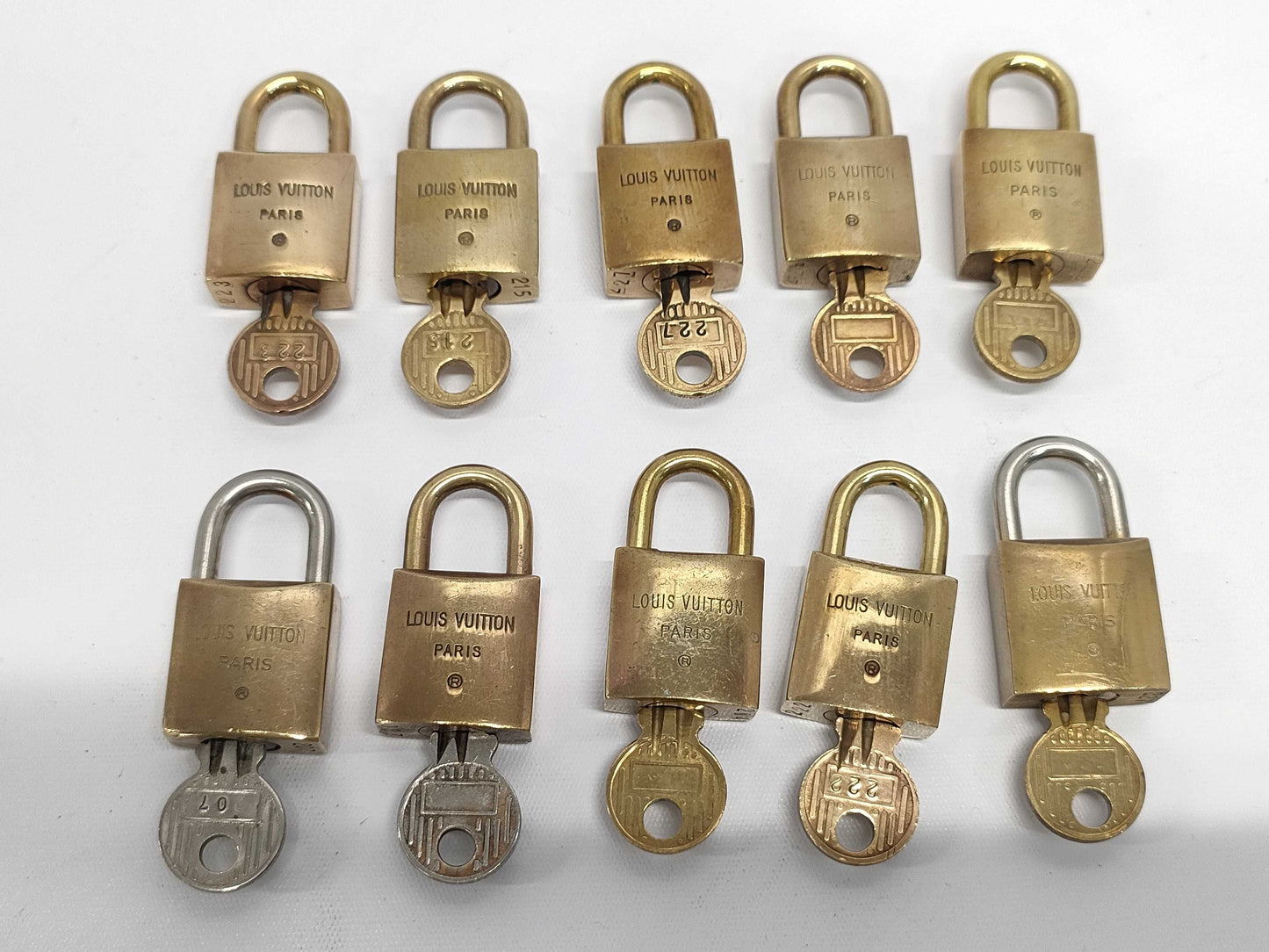 LOUIS VUITTON Key Padlock Set of 10 Other Accessories