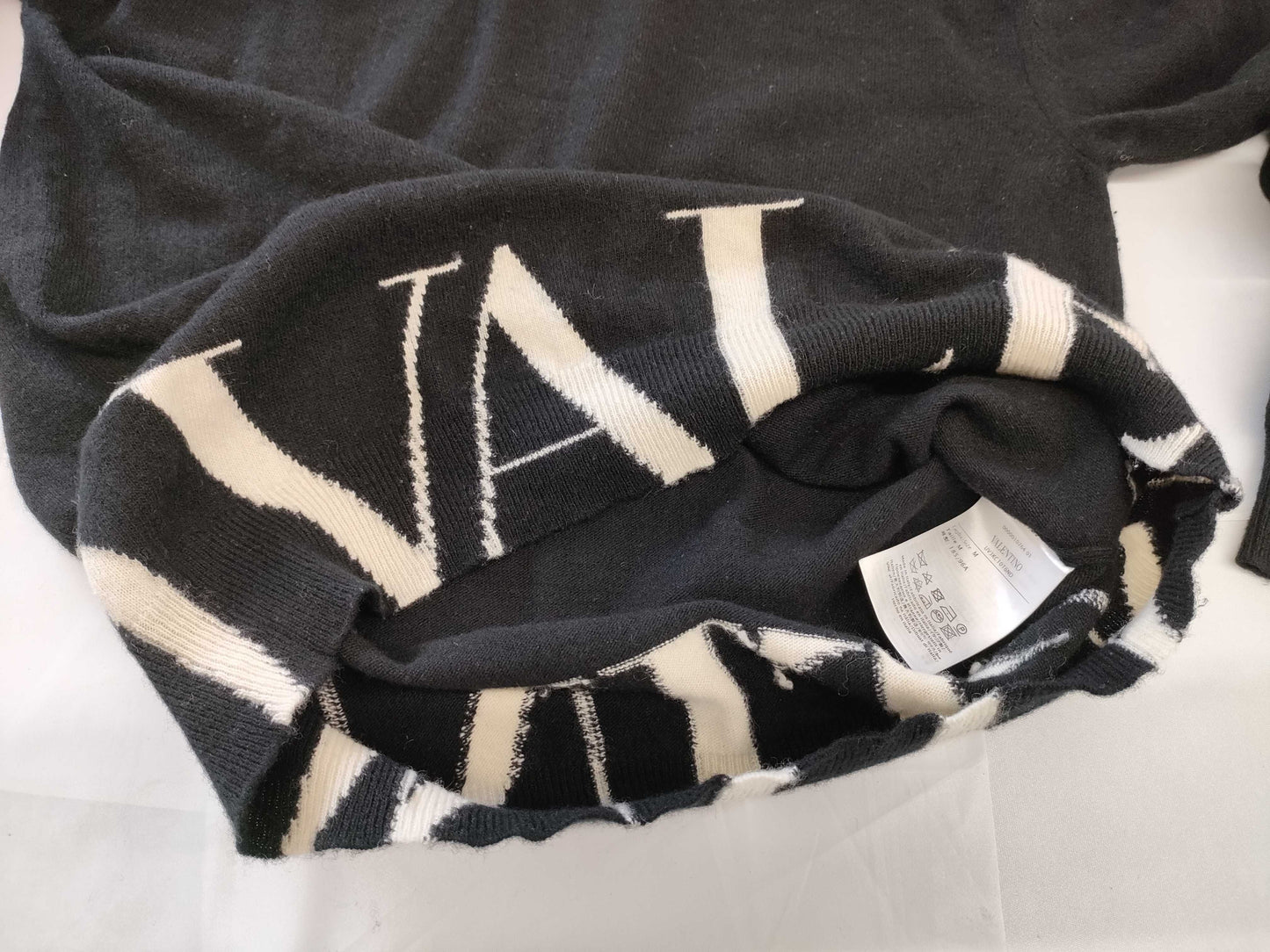 VALENTINO Logo Knit Sweater with Current Tag, Men's Size M Tops