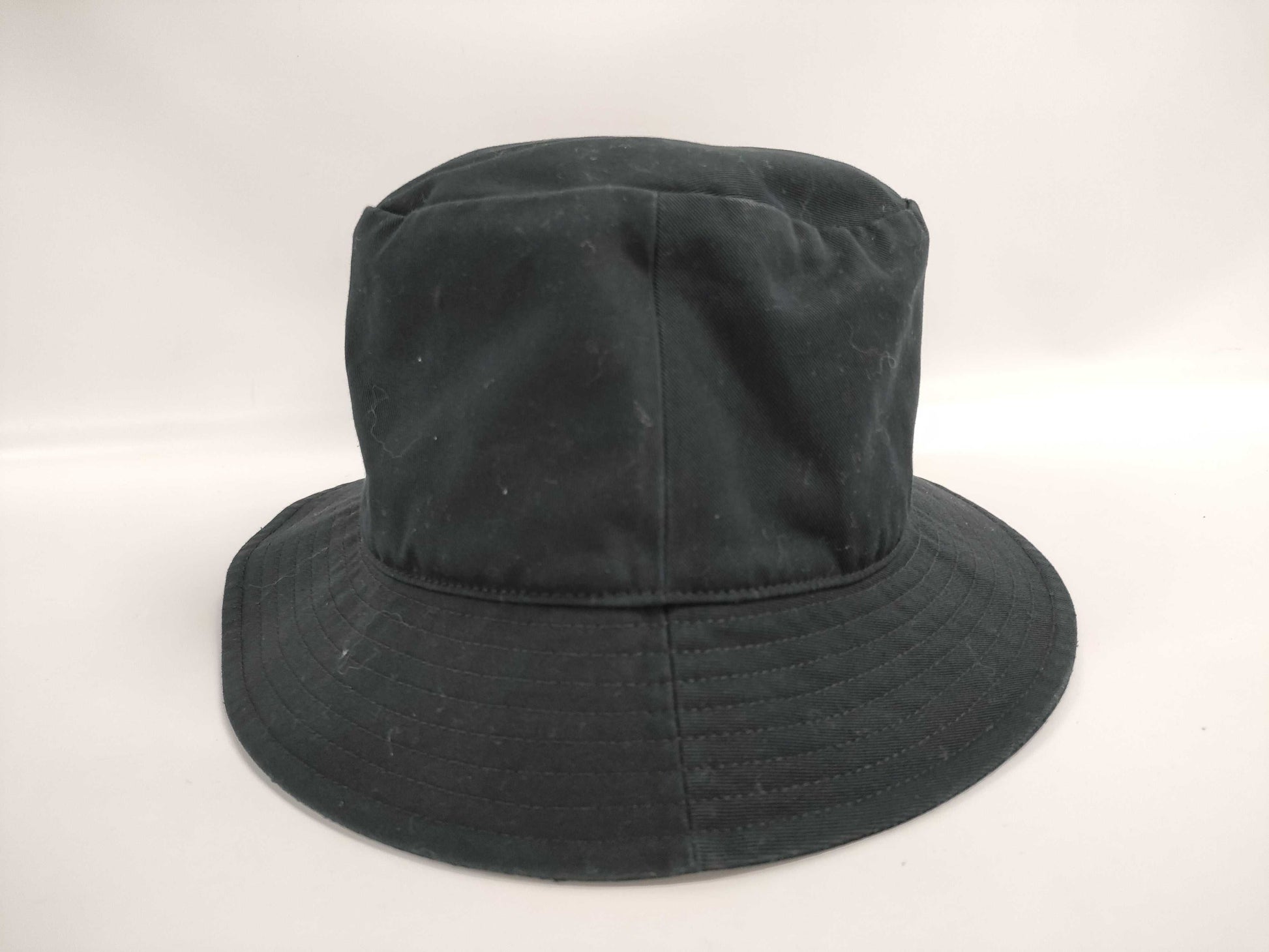 CELINE Quilted Bucket Hat, Size M Other Accessories