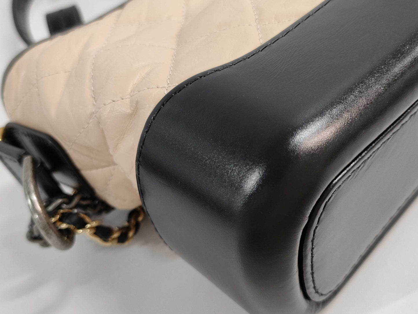 CHANEL Gabrielle de Chanel Small Shoulder Bag A91810