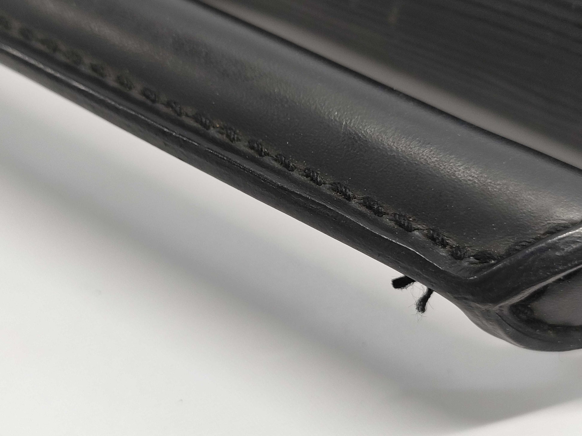 LOUIS VUITTON Epi Serviette Conseiller M54422 MI0010 Business Bag