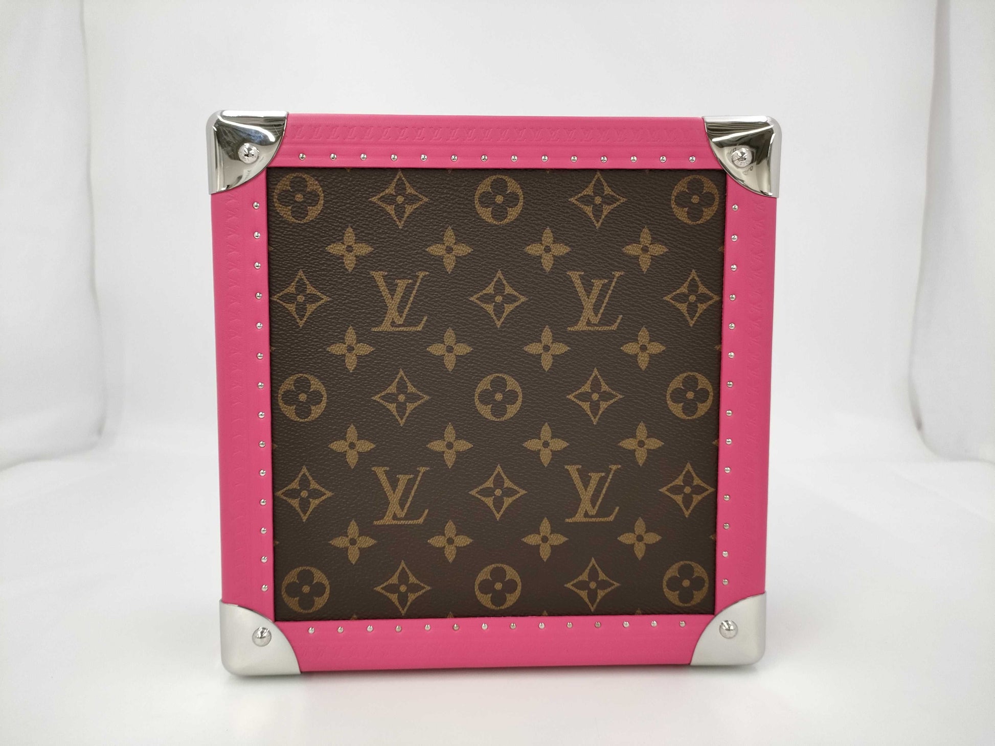 LOUIS VUITTON LV Jewelry Coffret M12588 with box Other accessories