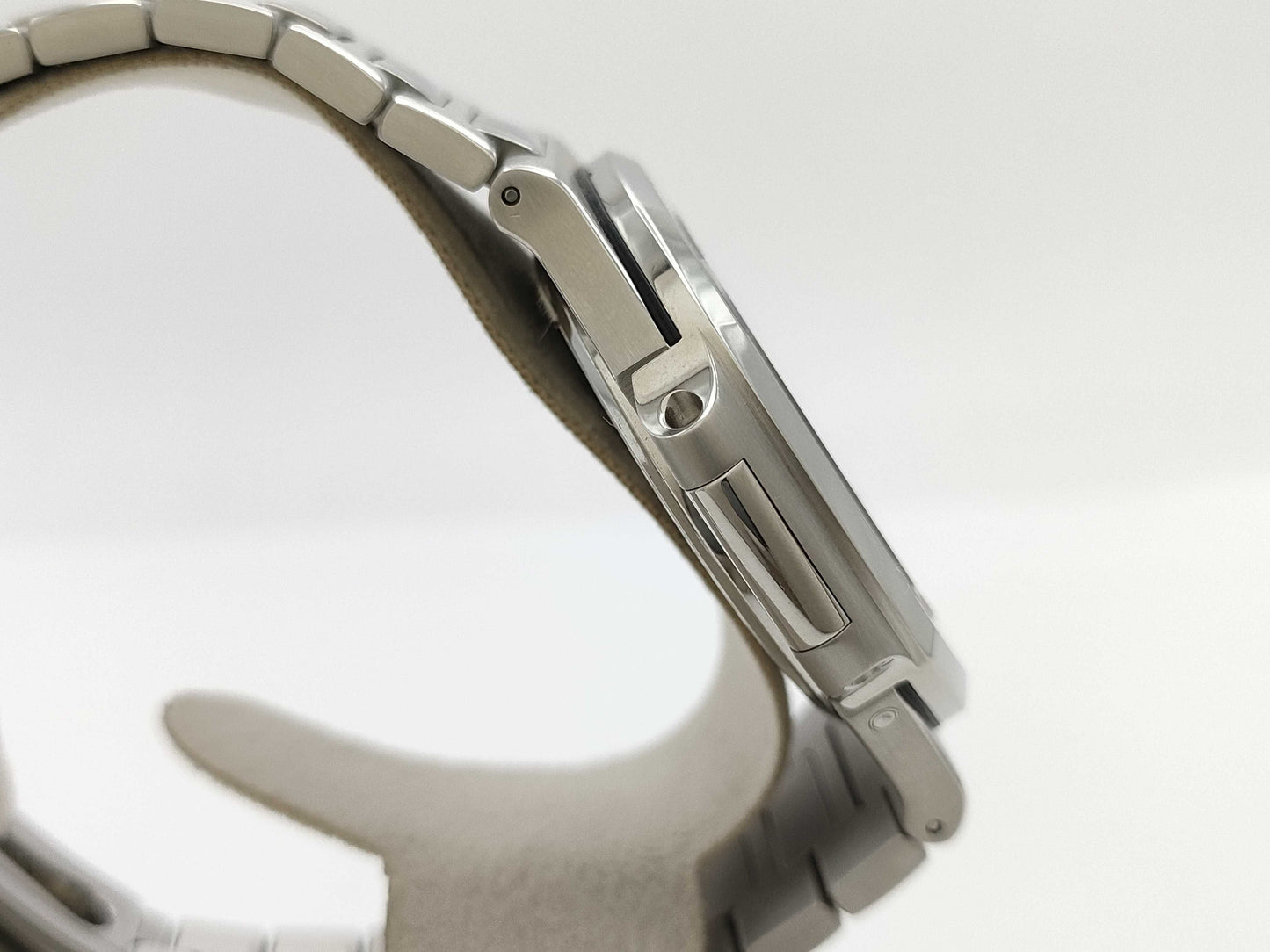 PATEK PHILIPPE 5712/1A-001 5551750/4948134 240PSIRMCLU Tiffany & Co. Men's Watch