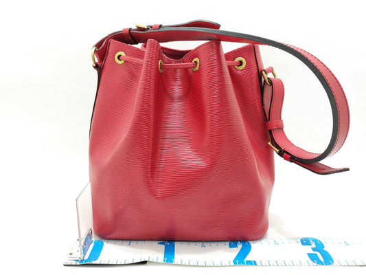 LOUIS VUITTON Epi Petit Noe M4410 Shoulder Bag