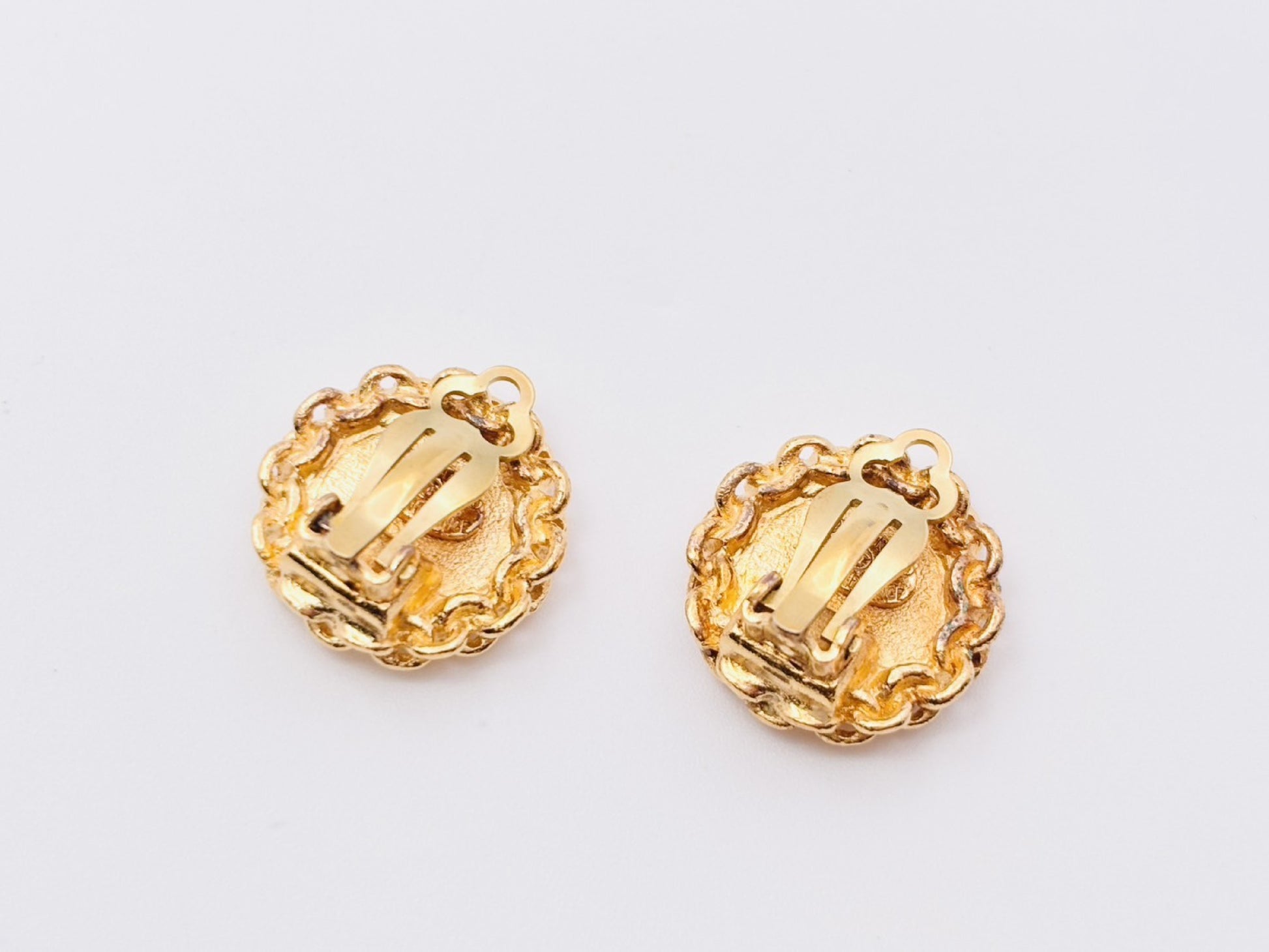 CHANEL Coco Mark Side Chain Round Earrings 95A Gold Earrings