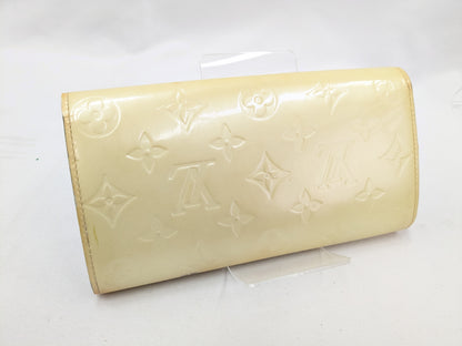 LOUIS VUITTON LV Vernis Sarah Wallet