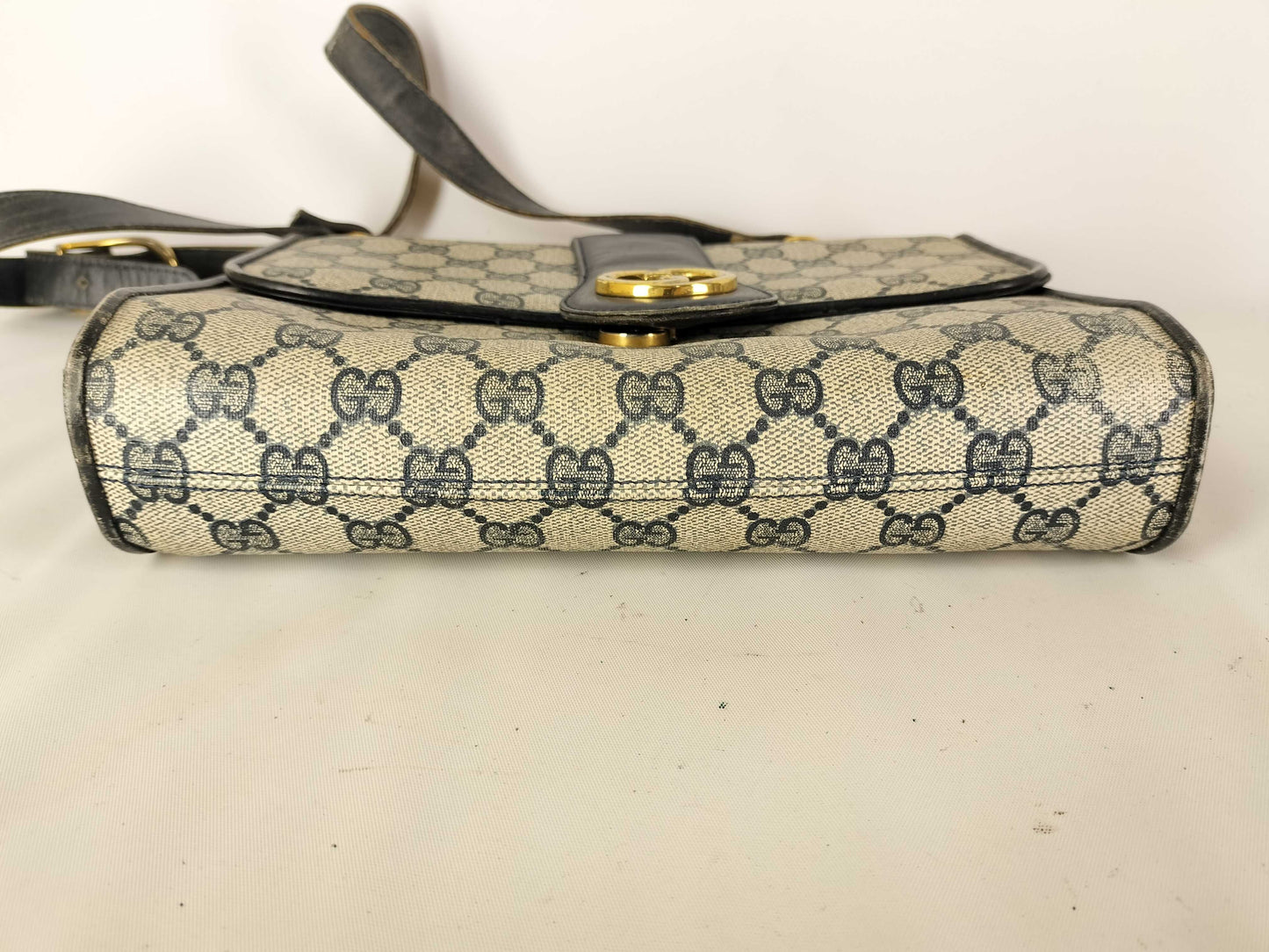 GUCCI GG Gucci Old Gucci GG Supreme Shoulder Bag Navy Shoulder Bag