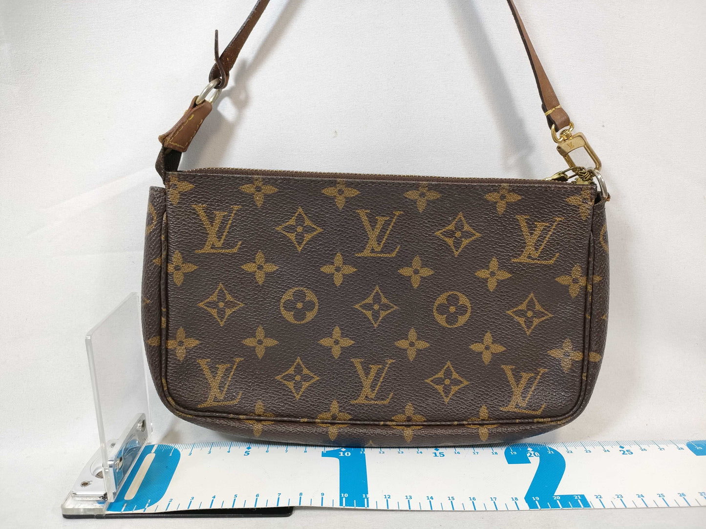 LOUIS VUITTON Monogram LV Monogram Pochette Accessoires M51980 AR1928 Pouch