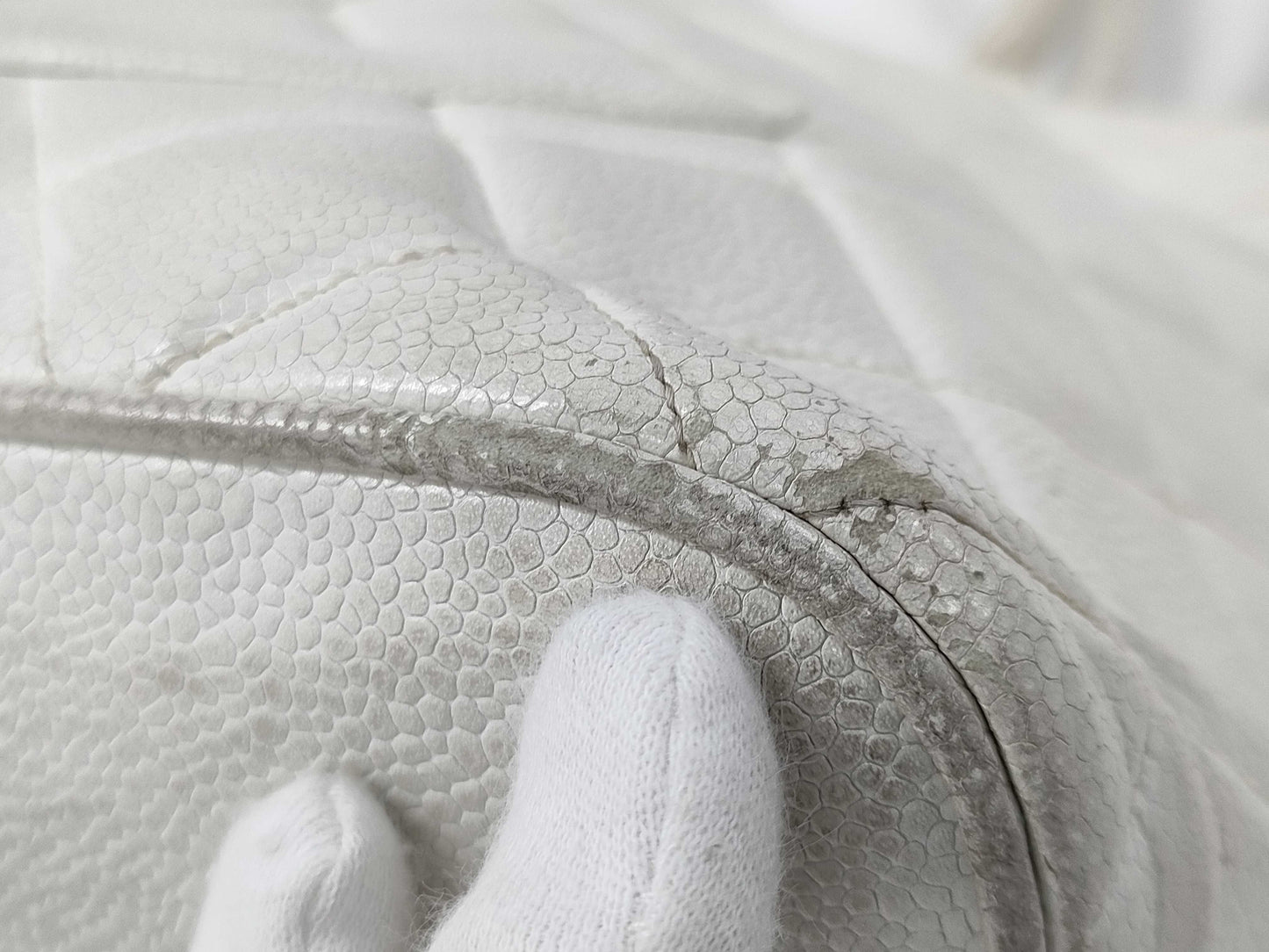 CHANEL Coco Mark Caviar Skin Tote Bag White Tote Bag