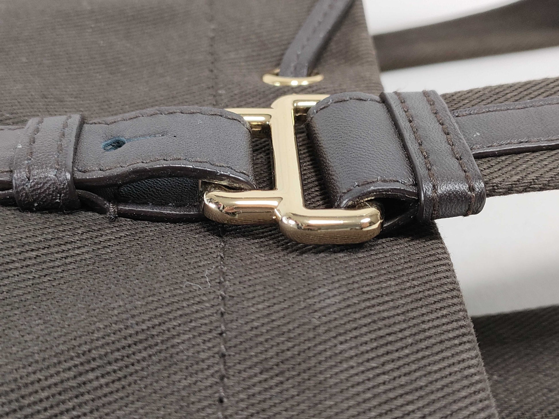 Yves Saint Laurent Canvas Tote Bag 121631 002122 Khaki Tote Bag