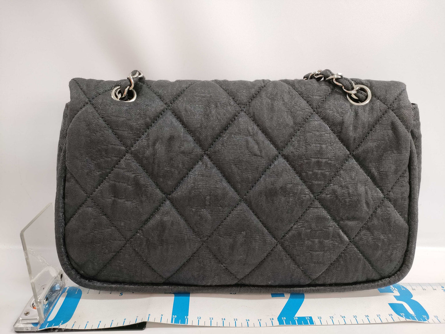 CHANEL Chain Shoulder Bag