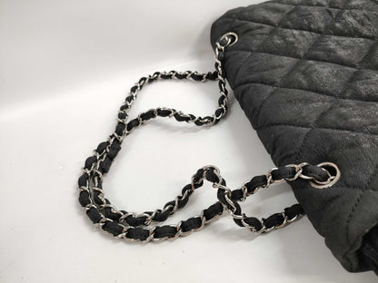 CHANEL Chain Shoulder Bag