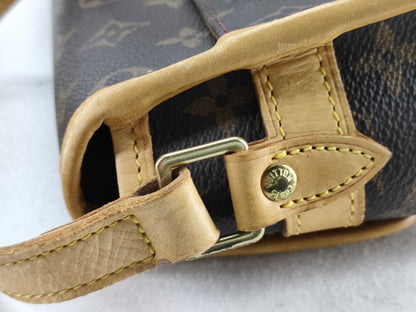 LOUIS VUITTON Monogram Louis Vuitton Solonne Shoulder Bag