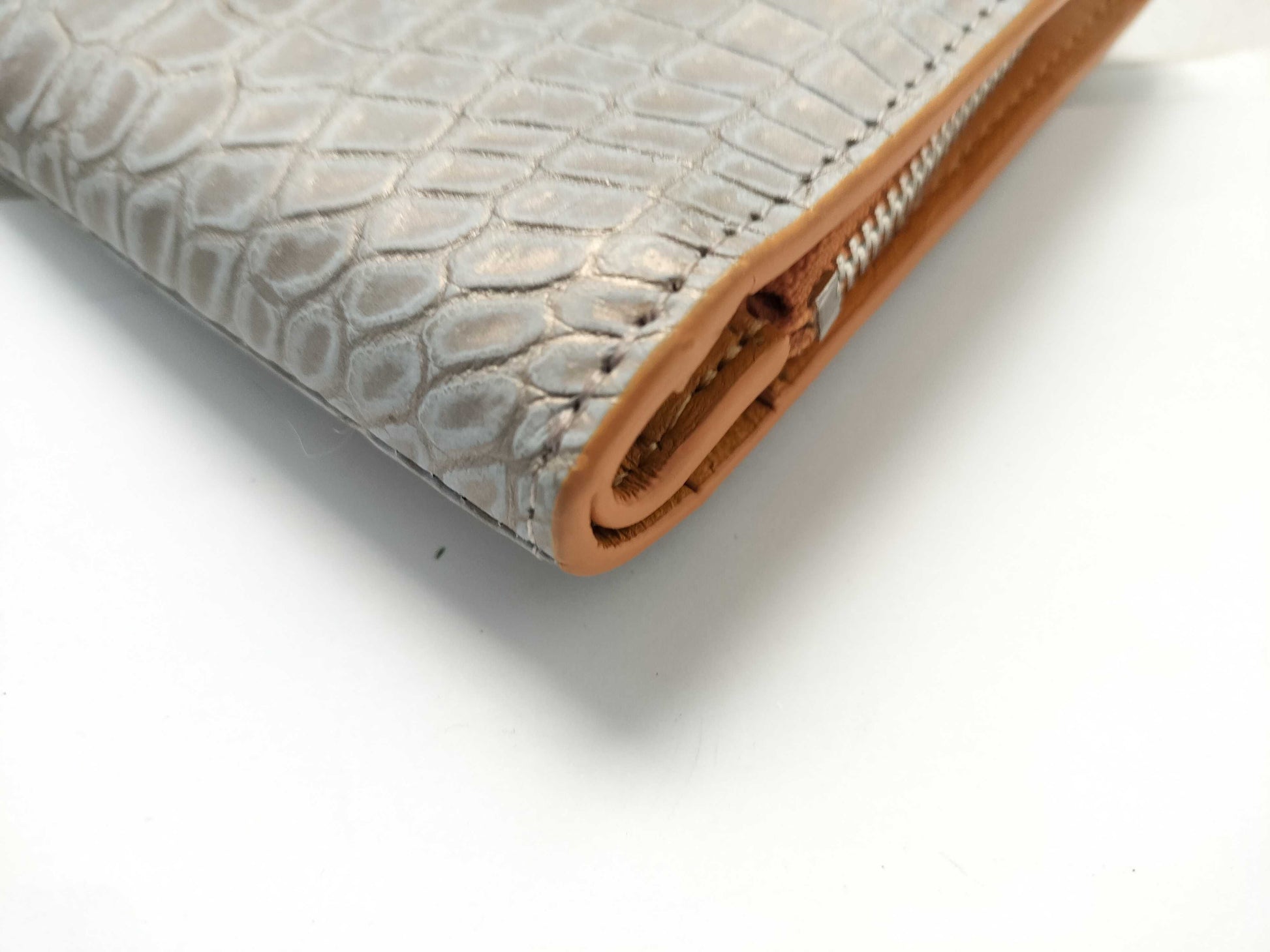 Perli Russo Crocodile Long Wallet Matte Gold Wallet