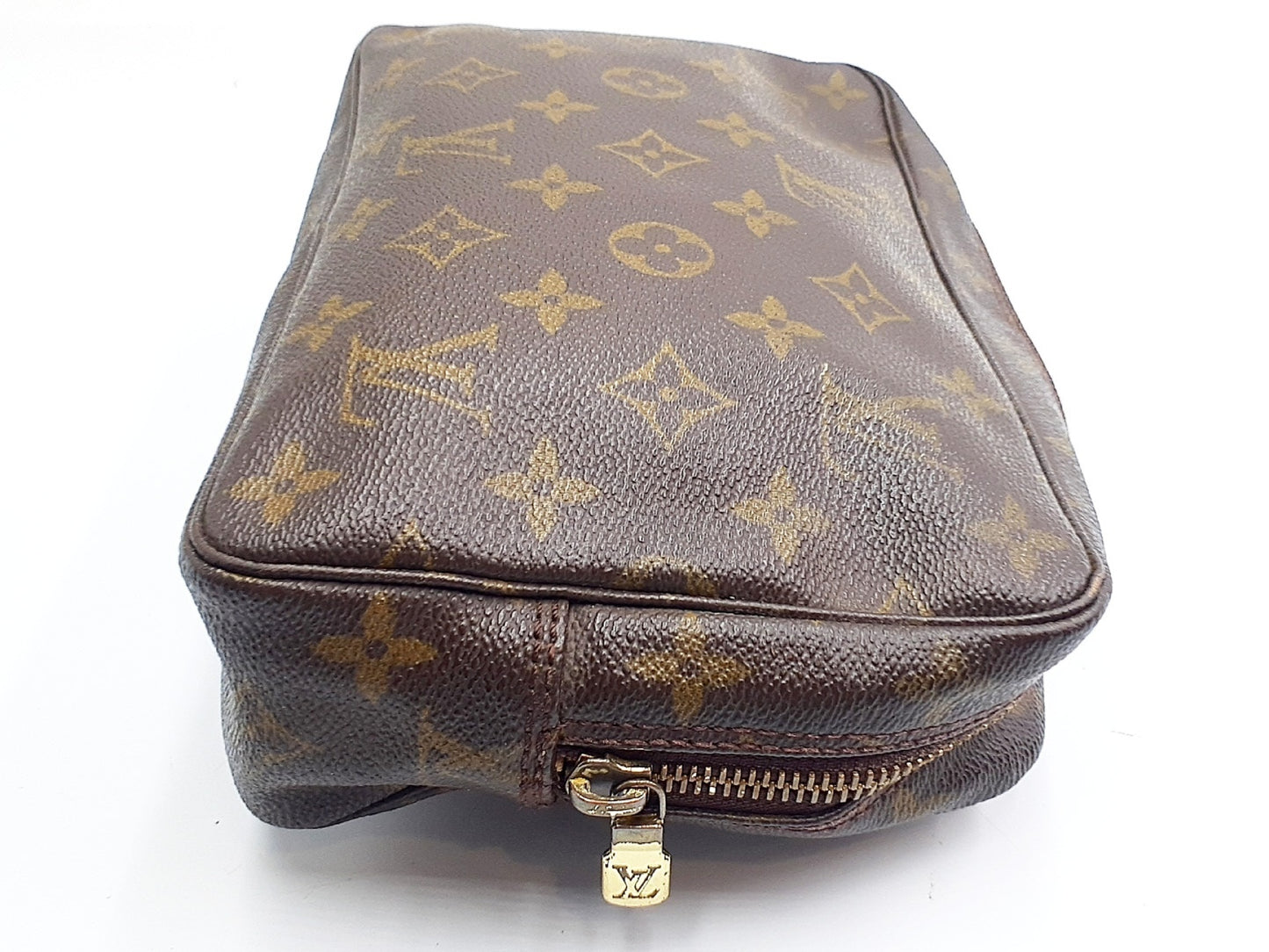 LOUIS VUITTON Monogram 3-Piece Set: Monogram True Toilet 28, True Toilet 23, and Second Bag