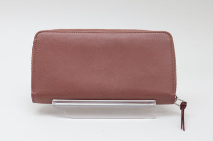 LOUIS VUITTON LockMe Zippy Wallet