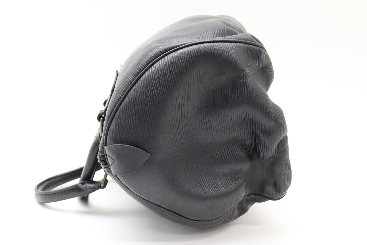 LOUIS VUITTON Epi Noir Speedy 30 Handbag