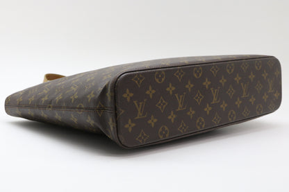 LOUIS VUITTON Monogram Monogram Luco Tote Bag