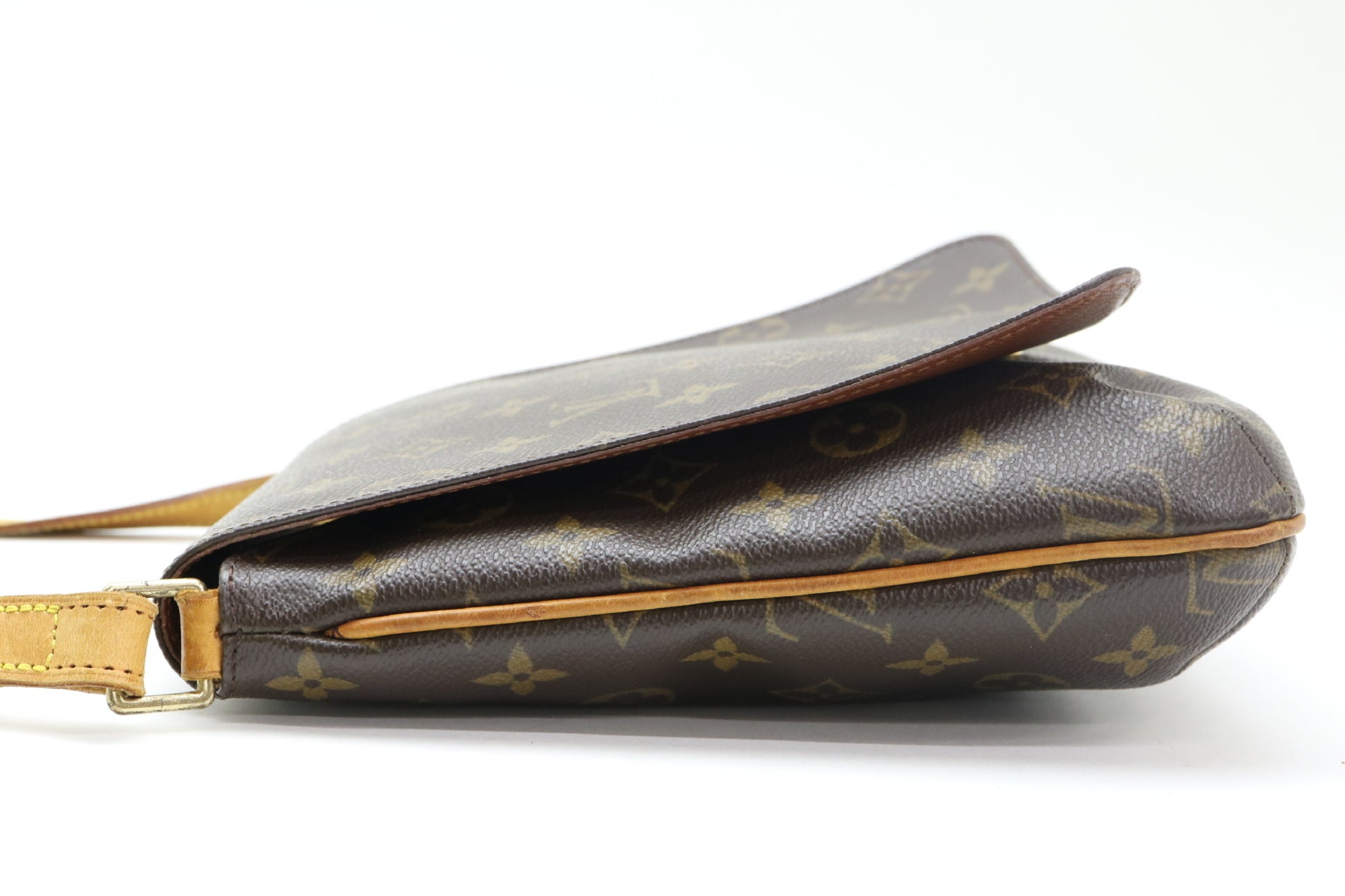 LOUIS VUITTON Monogram Musette Salsa Shoulder Bag