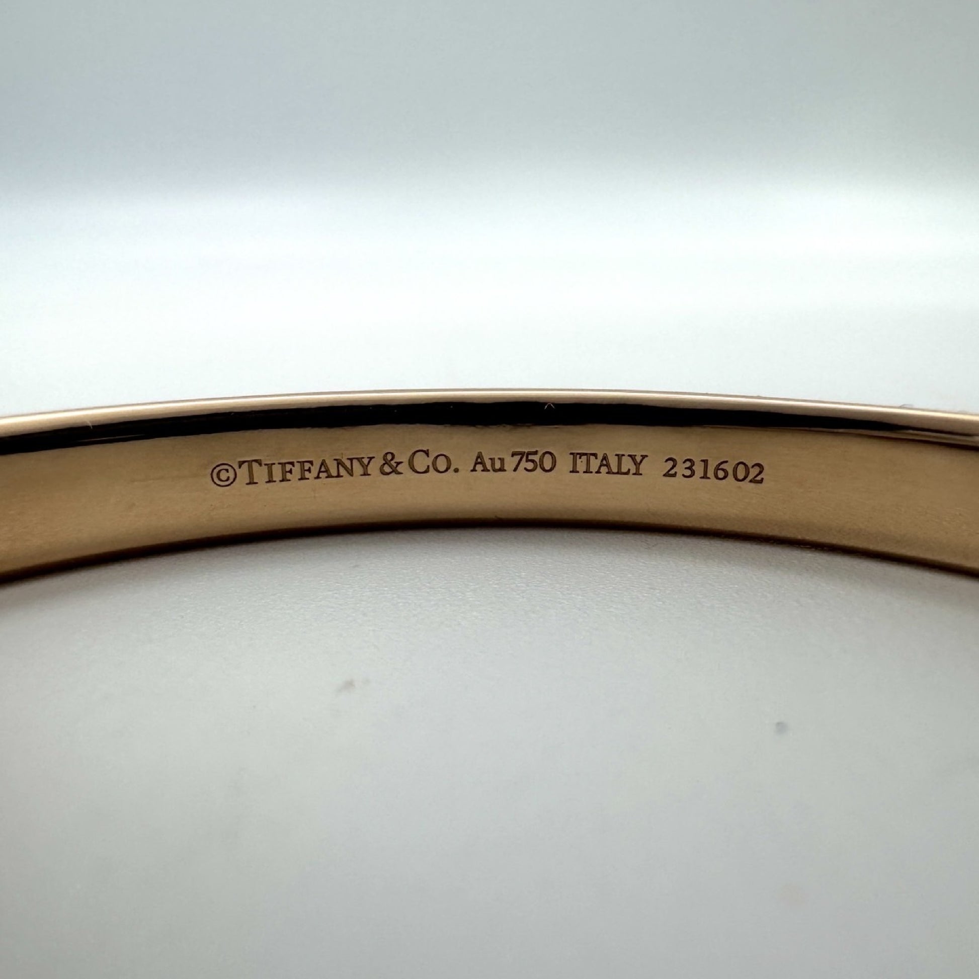 Tiffany & Co. Lock PG Au750 31.1g Bracelet/Bangle 