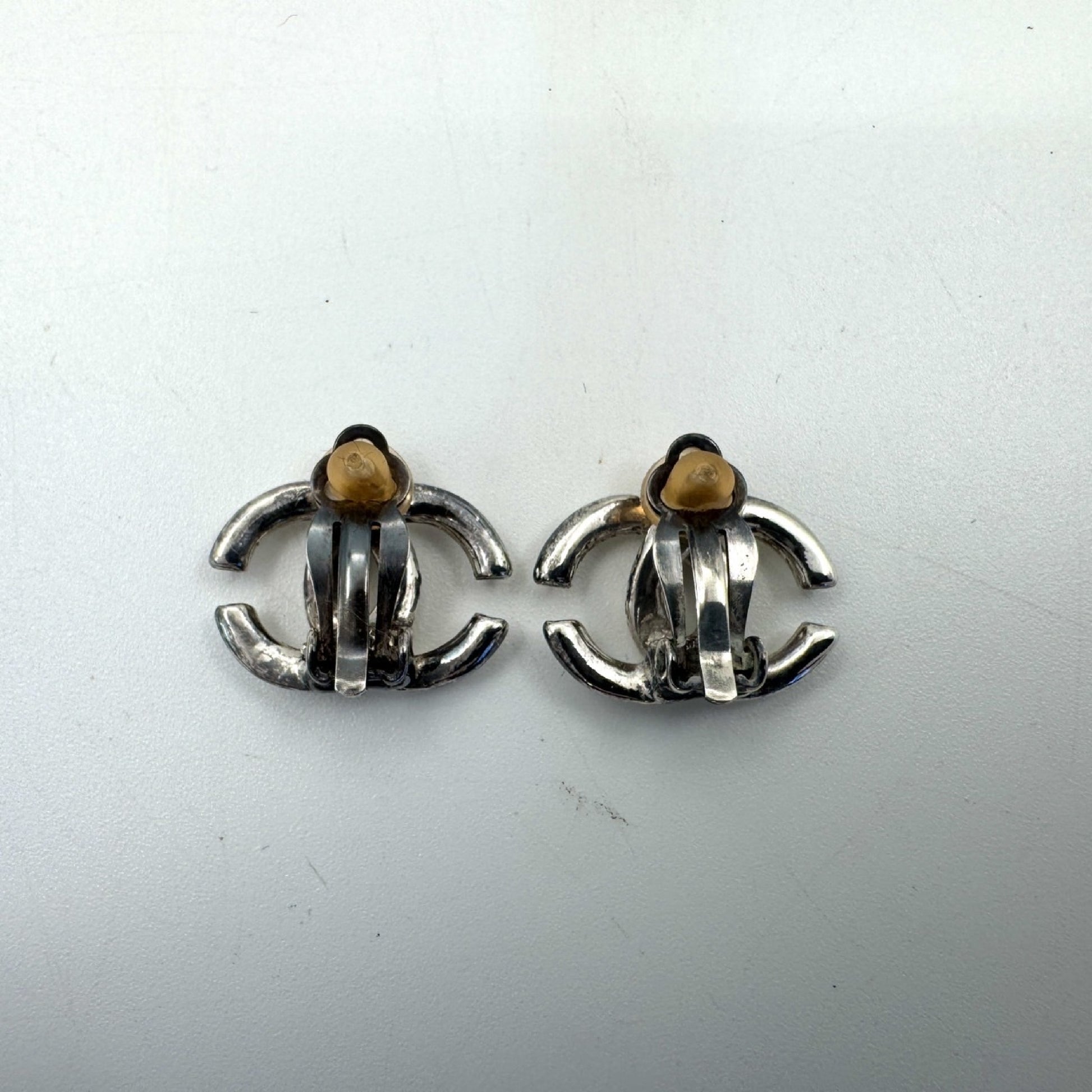 CHANEL Coco Mark 01P Clip-on Earrings