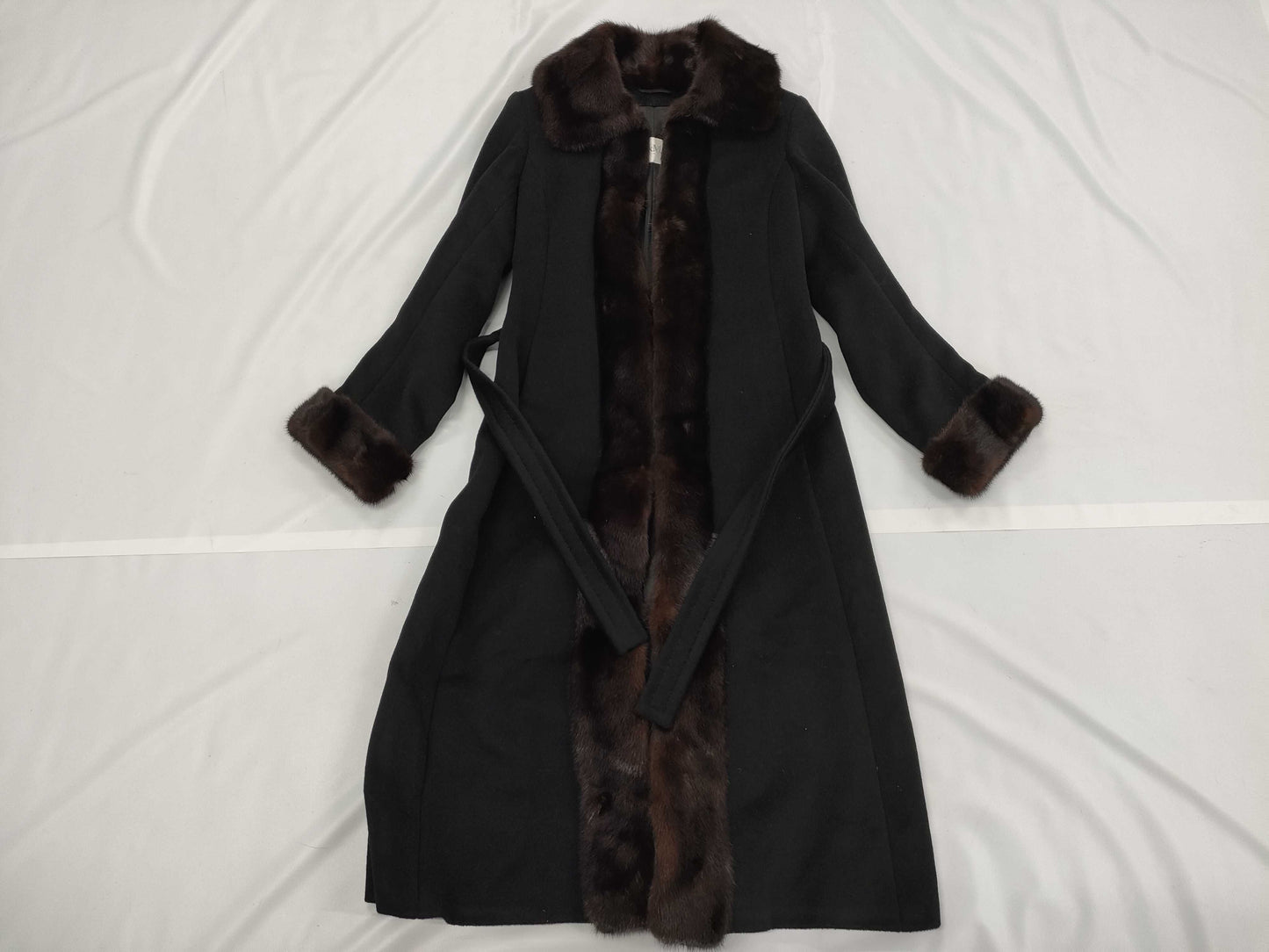  Max Mara Mink Cashmere Belted Coat with Belt, Black Cashmere, Maxi Length, Size 36 Coat