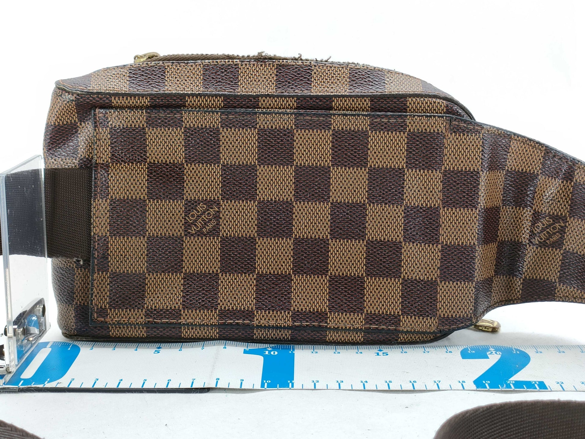 LOUIS VUITTON Damier Louis Vuitton Damier Jeronimos Shoulder Bag