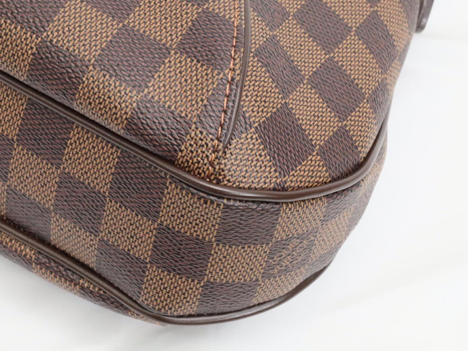 LOUIS VUITTON Damier Thames PM N48180 Shoulder Bag
