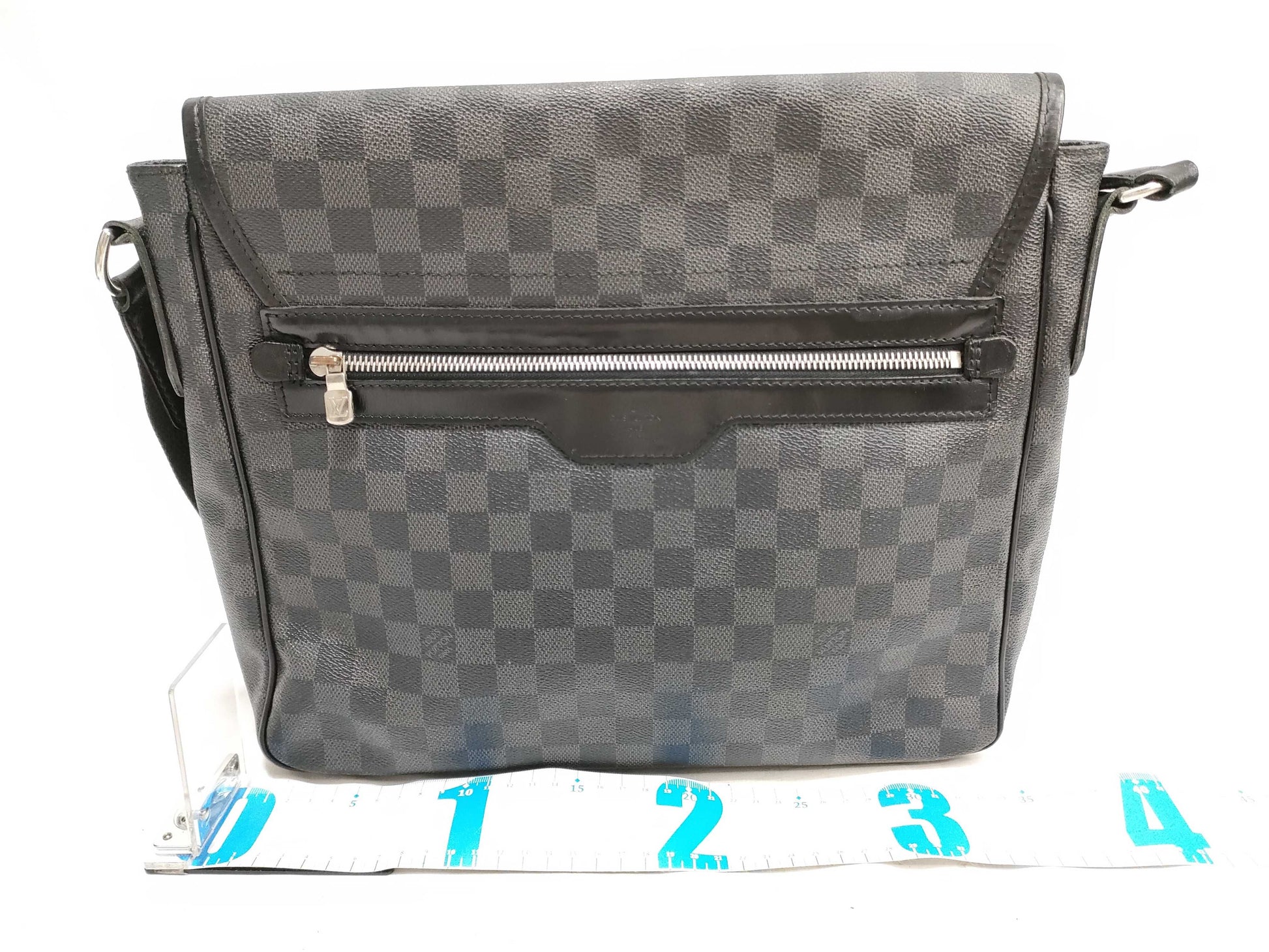 LOUIS VUITTON Damier Graphite Louis Vuitton Damier Graphite Daniel Shoulder Bag