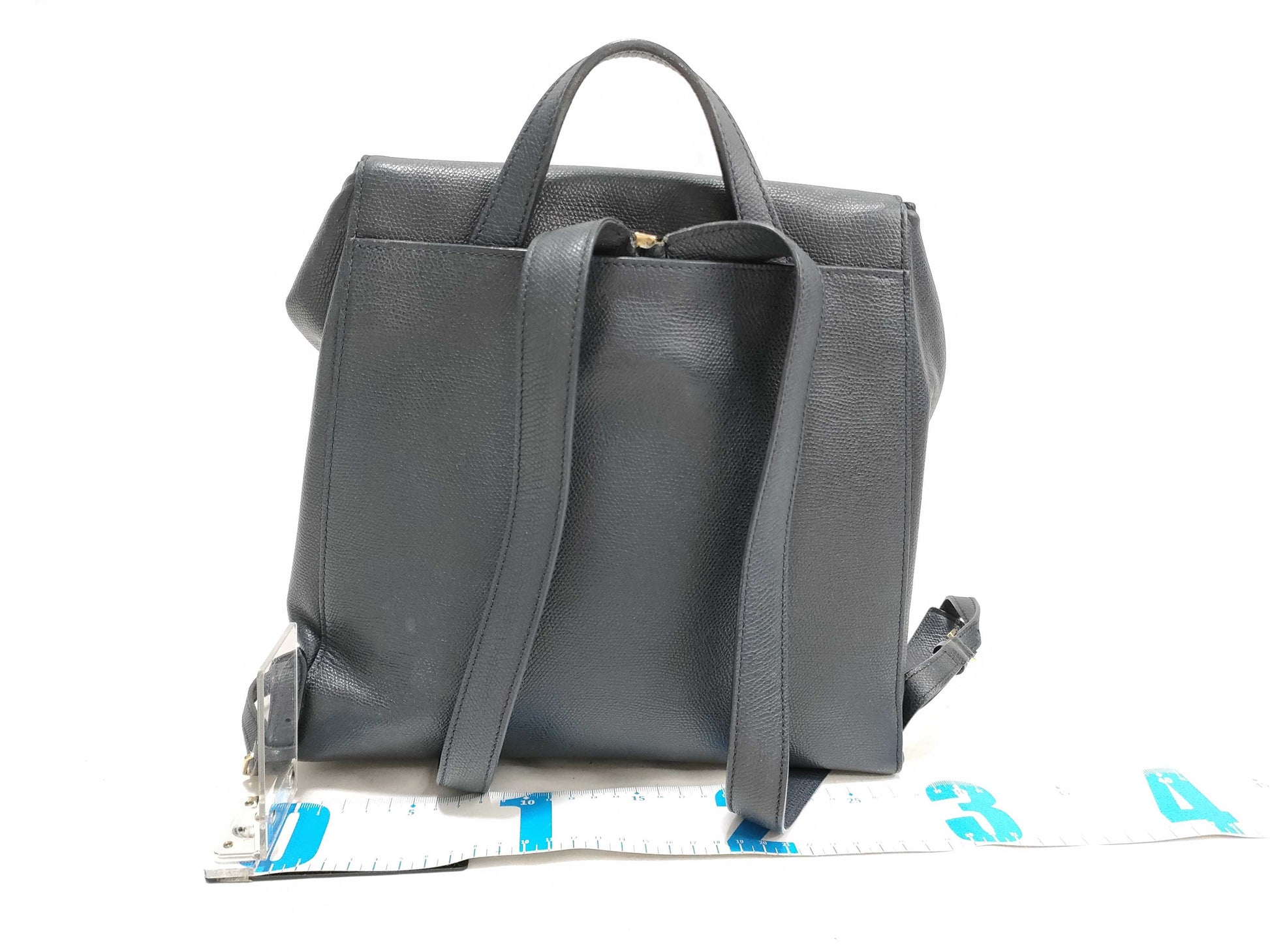 VALEXTRA Iside Backpack in Caviar Skin with Turnlock, Black